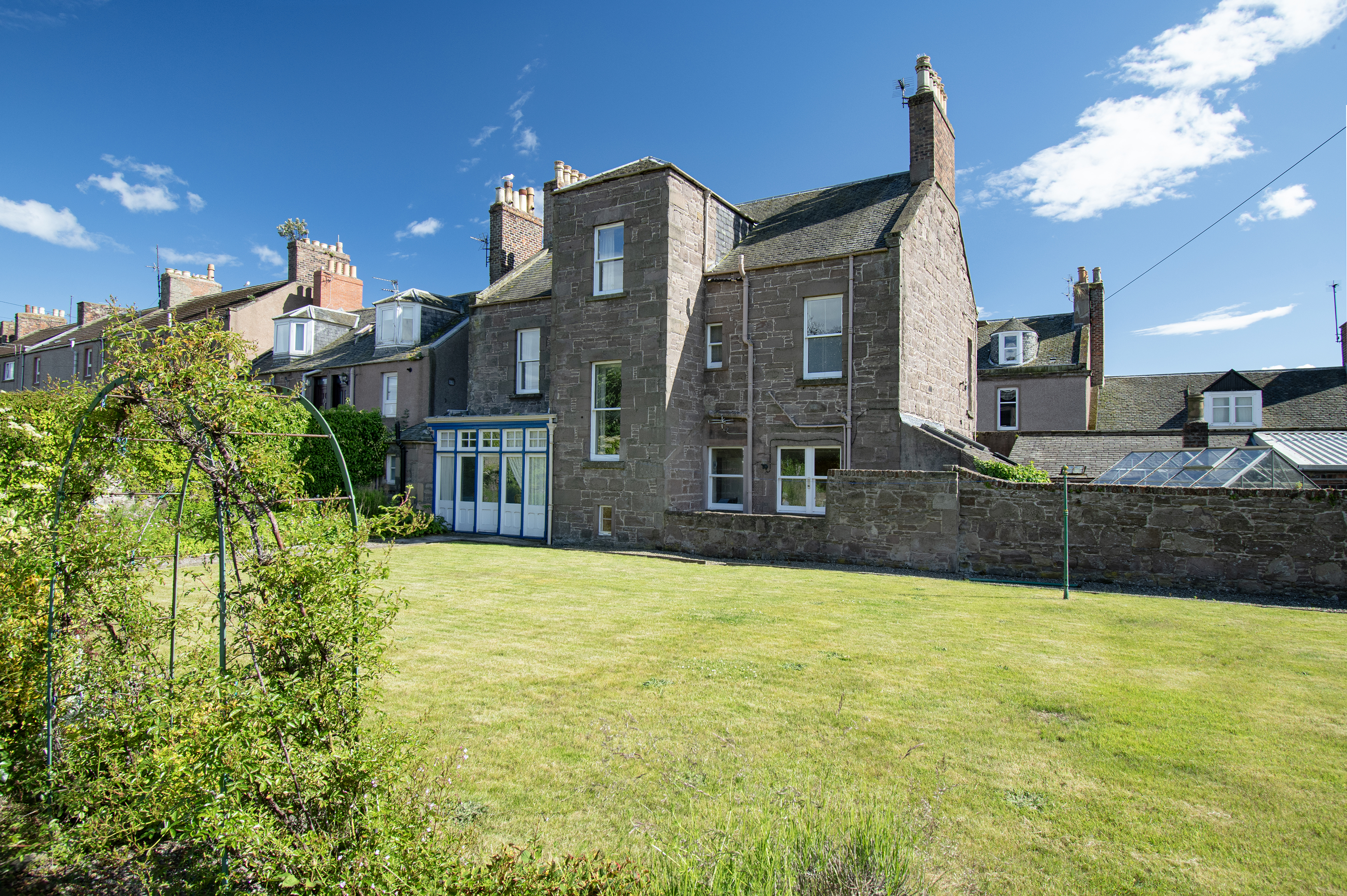 Old St Georges Manse